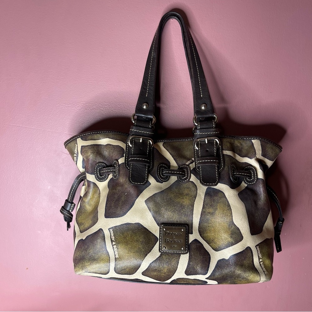 Dooney & Bourke Brown and Tan Giraffe Print shoulder bag limited edition - Picture 2 of 12